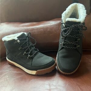Northface Cozy Sneakers